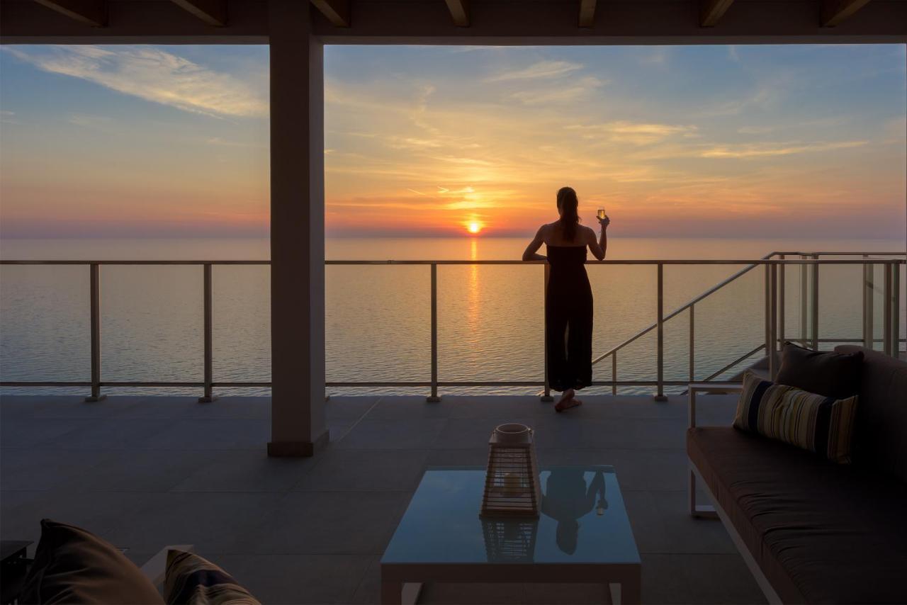 Kathisma Bay Villas - Luxury Villas - Villa Helios Kalamítsi 외부 사진